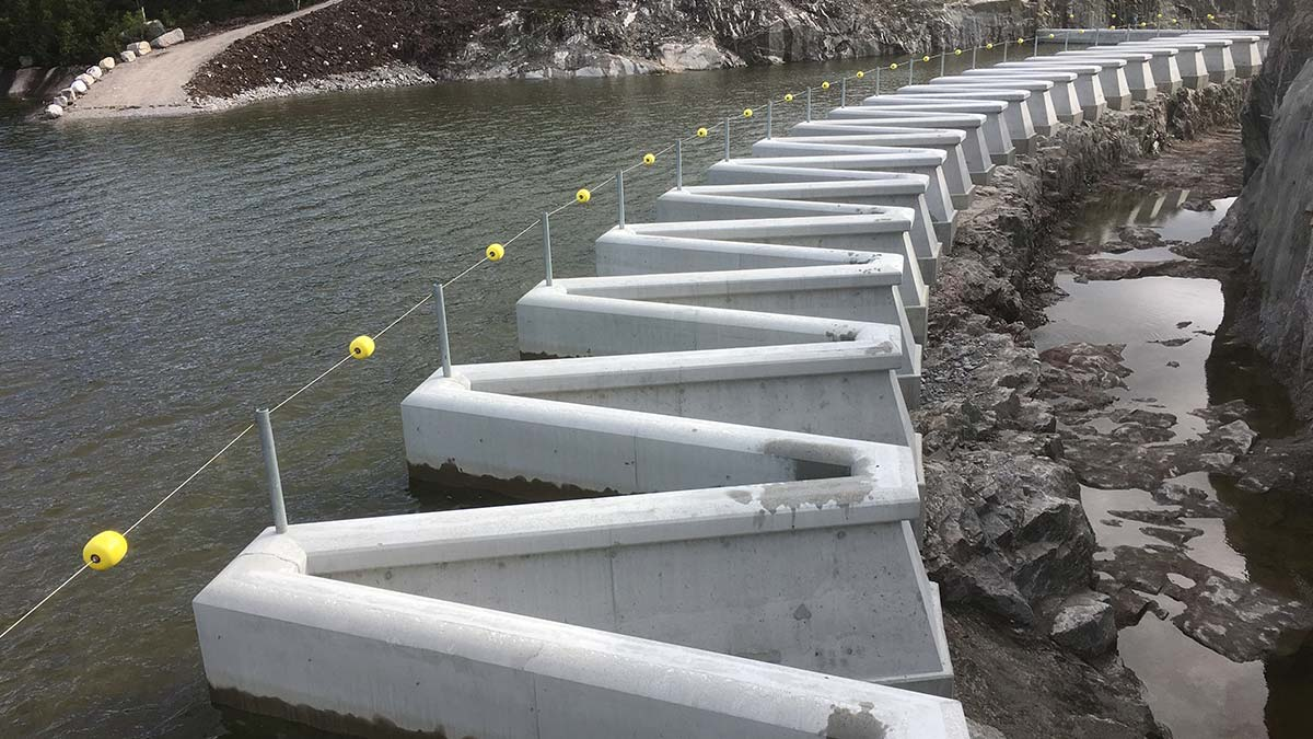 Water dam formwork